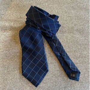 Michael Kors 100% Silk Navy Blue Checkered Tie Men's